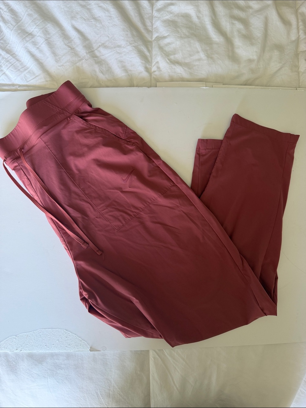 Dusty Rose Nike dry fit pants size Small